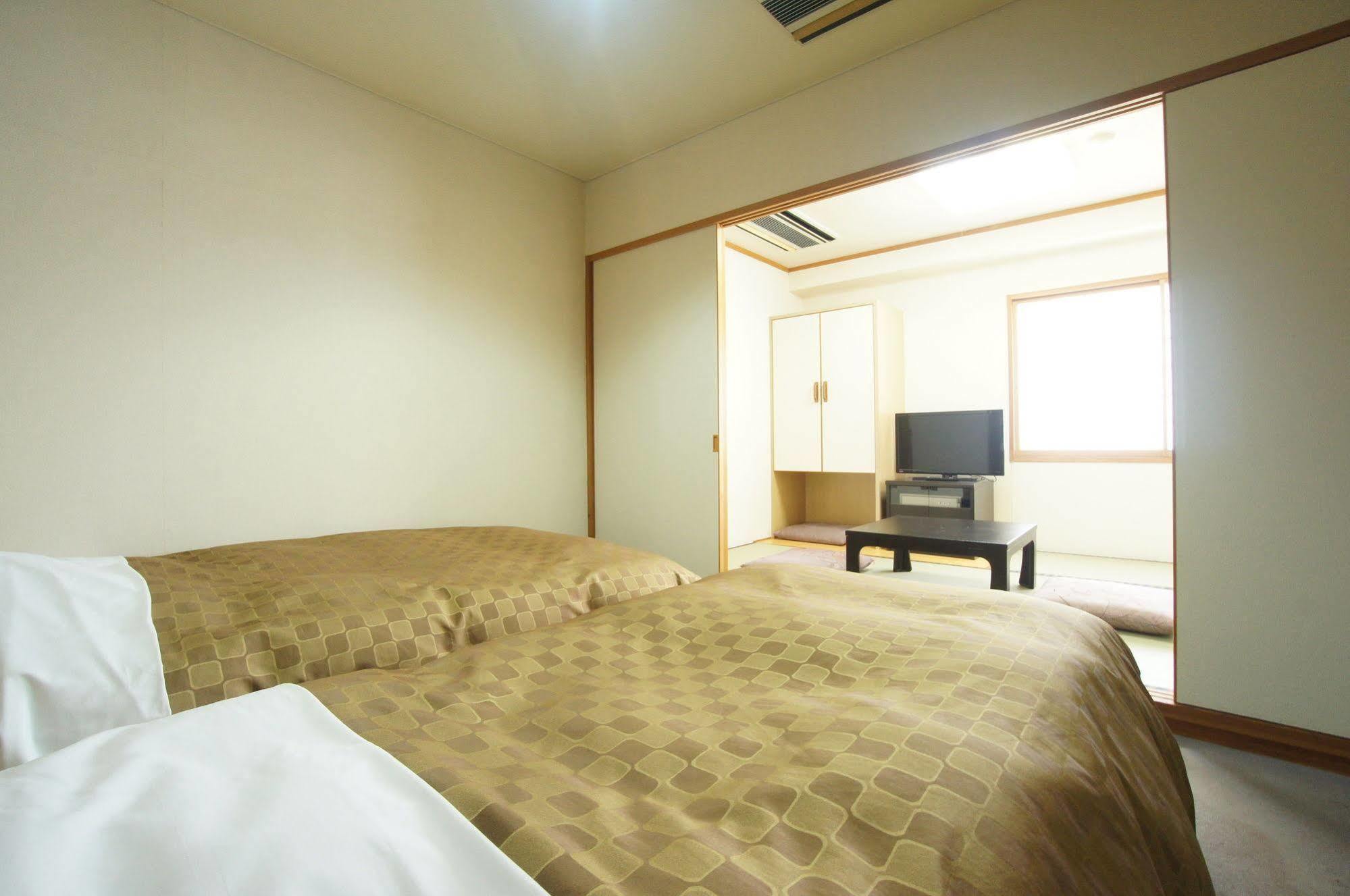 ロイヤルイン水戸-旧ホテルトレンド水戸- Mito  Bagian luar foto